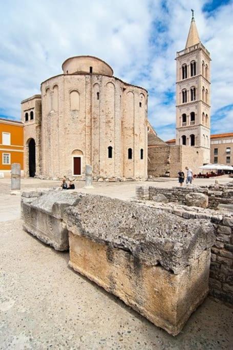“Minipalais” Apartment In The Heart Of Zadar Luaran gambar